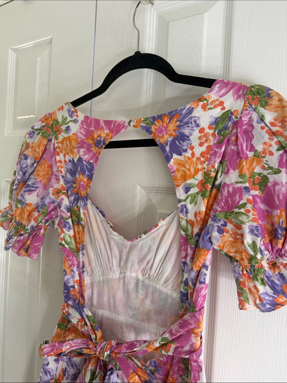 Hello Molly Katie dress Floral V-Neck Puff Mini Pink, Orange & Purple small - Picture 6 of 8